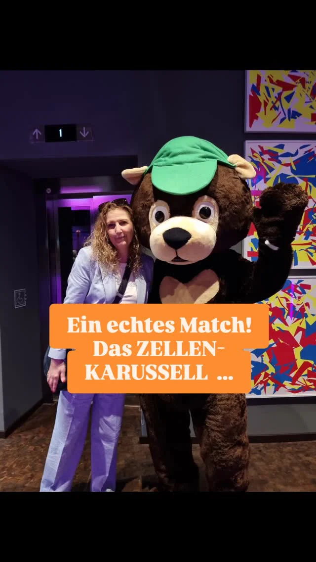 "Hier finden Berliner Krebsbetroffene und ihre Angehörigen Hilfe" so titelte die B.Z. am 14. Mai 2025.

Das mein Blog "Zellenkarussell.de" und Podcast "Nellas Neuaufnahme" im selben Kontext wie zum Beispiel die Berliner Krebsgesellschaft und Leben nach Krebs e.V. (die diesjährigen Preisträger des "Shine A Light-Award" der YES!CON) erwähnt wurden, macht mich stolz und glücklich.
Hier der Auszug aus dem Artikel von Anja Opitz @opitz_in:

... Mit der Diagnose Krebs dreht sich das Leben auf einmal schneller, weiß die Berlinerin Nella Rausch, die 2015 an einem Non-Hodgkin-Lymphom erkrankte. Um ihre Erfahrungen während der Krebstherapie weiterzugeben, hat sie den Blog Zellenkarussell gegründet. Dort gibt sie nicht nur wertvolle Tipps, sondern hält ihre Community mit neuesten Informationen auf dem Laufenden, z.B. über neue Folgen ihres Podcasts „Nellas Neuaufnahmen“.

Merci dafür 🧡🧡🧡

@bzberlin
@YESWECAN_CER
@lebennachkrebs
@berlinerkrebsgesllschaft